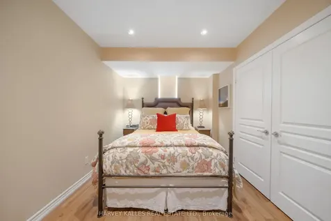 466 Glengarry Avenue Toronto ON M5M 1G1