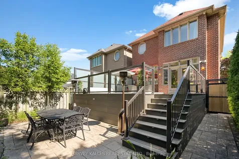 466 Glengarry Avenue Toronto ON M5M 1G1