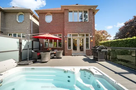 466 Glengarry Avenue Toronto ON M5M 1G1