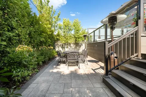 466 Glengarry Avenue Toronto ON M5M 1G1