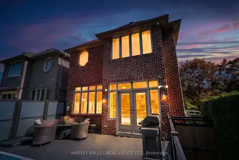 466 Glengarry Avenue Toronto ON M5M 1G1