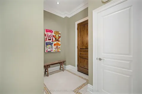 466 Glengarry Avenue Toronto ON M5M 1G1