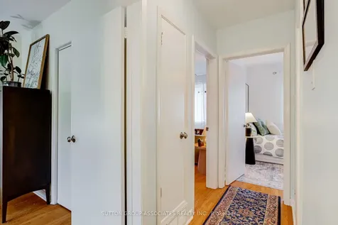 32A Vermont Avenue Toronto ON M6G 1X7