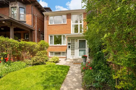 32A Vermont Avenue Toronto ON M6G 1X7