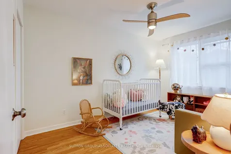 32A Vermont Avenue Toronto ON M6G 1X7