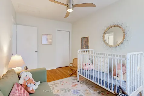 32A Vermont Avenue Toronto ON M6G 1X7