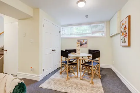32A Vermont Avenue Toronto ON M6G 1X7