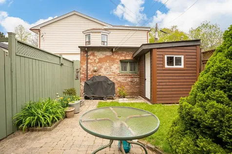 32A Vermont Avenue Toronto ON M6G 1X7