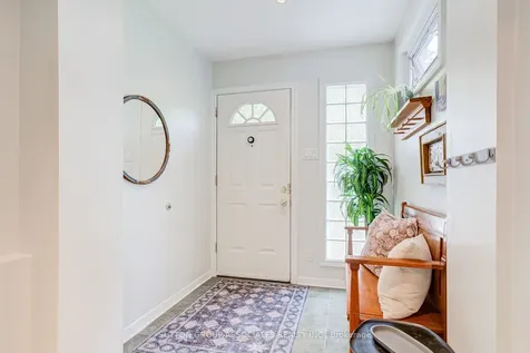 32A Vermont Avenue Toronto ON M6G 1X7