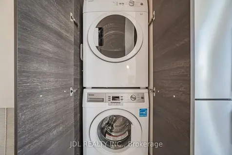28 Wellesley Street E Toronto ON M4Y 0C4