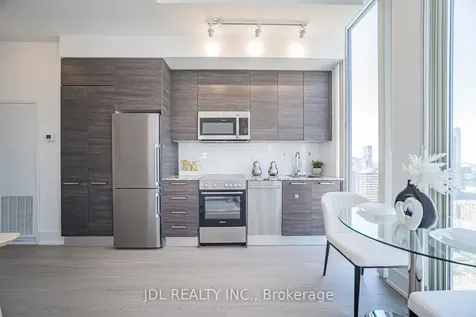 28 Wellesley Street E Toronto ON M4Y 0C4