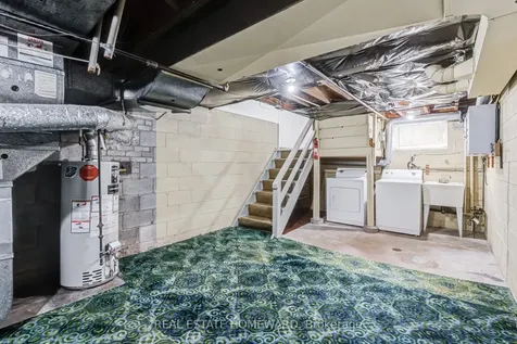 36 Hesketh Court Toronto ON M4A 1M6