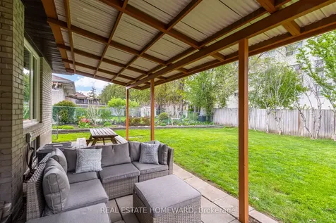 36 Hesketh Court Toronto ON M4A 1M6