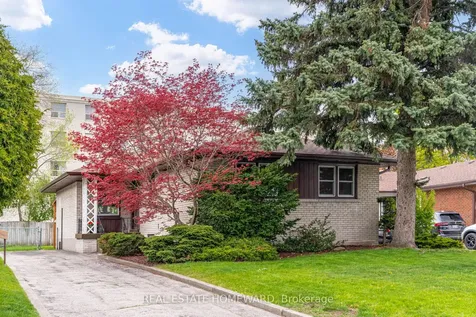 36 Hesketh Court Toronto ON M4A 1M6