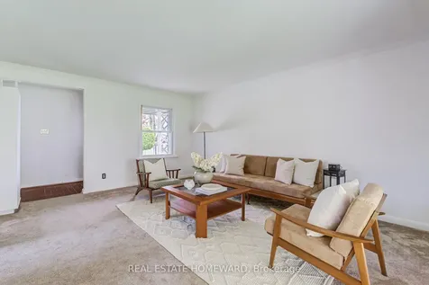 36 Hesketh Court Toronto ON M4A 1M6