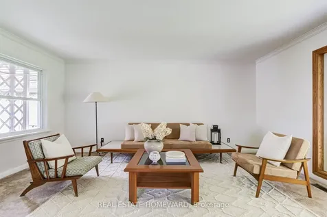 36 Hesketh Court Toronto ON M4A 1M6