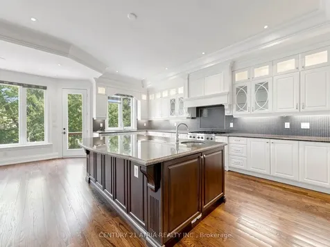 111 Byng Avenue Toronto ON M2N 4K5