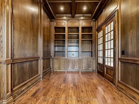 111 Byng Avenue Toronto ON M2N 4K5