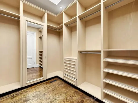 111 Byng Avenue Toronto ON M2N 4K5