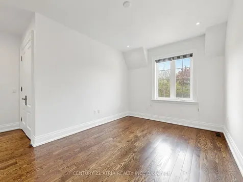 111 Byng Avenue Toronto ON M2N 4K5