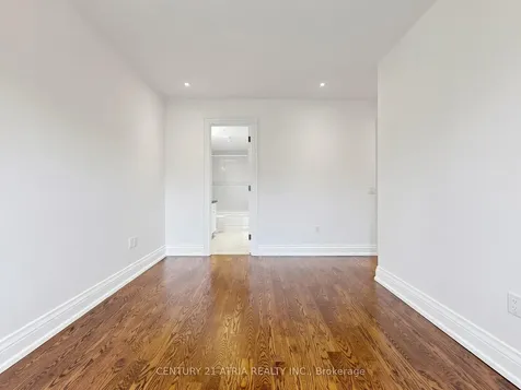 111 Byng Avenue Toronto ON M2N 4K5