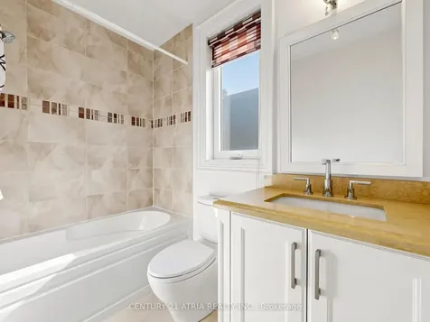111 Byng Avenue Toronto ON M2N 4K5