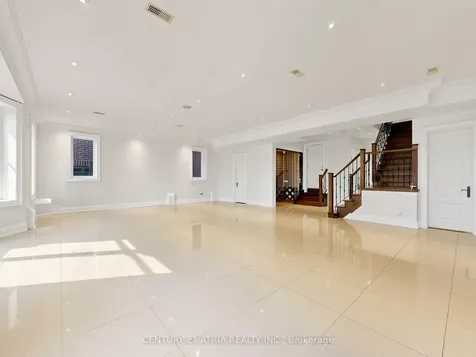 111 Byng Avenue Toronto ON M2N 4K5