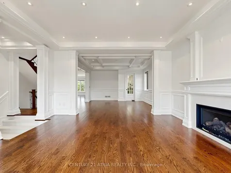 111 Byng Avenue Toronto ON M2N 4K5