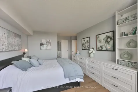 80 Antibes Drive Toronto ON M2R 3N5