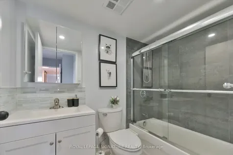 80 Antibes Drive Toronto ON M2R 3N5