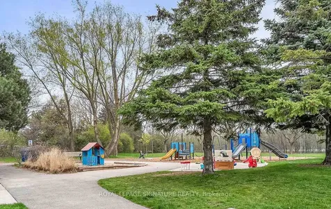 80 Antibes Drive Toronto ON M2R 3N5