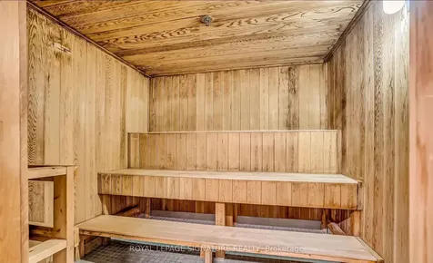 80 Antibes Drive Toronto ON M2R 3N5