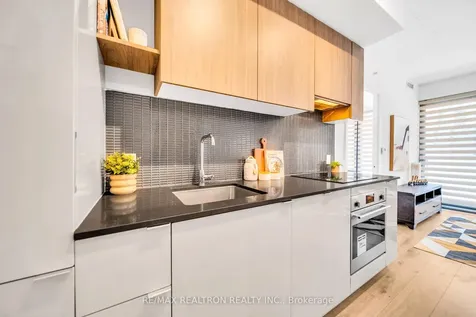 161 Roehampton Avenue Toronto ON M4P 1P9