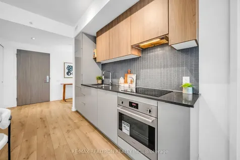 161 Roehampton Avenue Toronto ON M4P 1P9