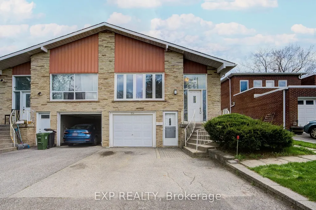 124 Chipwood Crescent Toronto ON M2J 3X7
