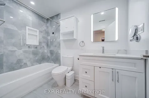 124 Chipwood Crescent Toronto ON M2J 3X7