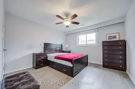 124 Chipwood Crescent Toronto ON M2J 3X7