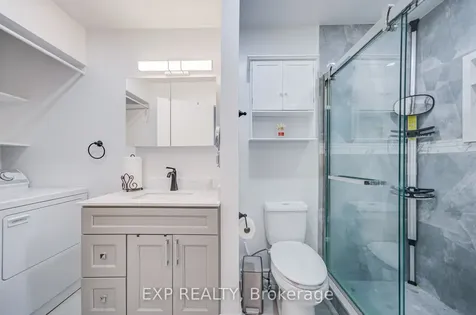 124 Chipwood Crescent Toronto ON M2J 3X7