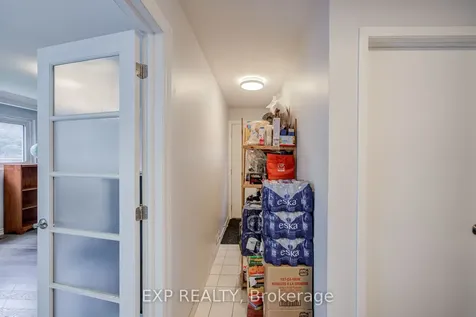124 Chipwood Crescent Toronto ON M2J 3X7