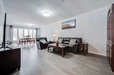124 Chipwood Crescent Toronto ON M2J 3X7