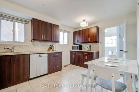 124 Chipwood Crescent Toronto ON M2J 3X7
