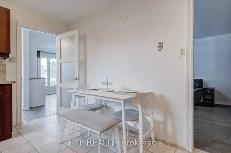 124 Chipwood Crescent Toronto ON M2J 3X7