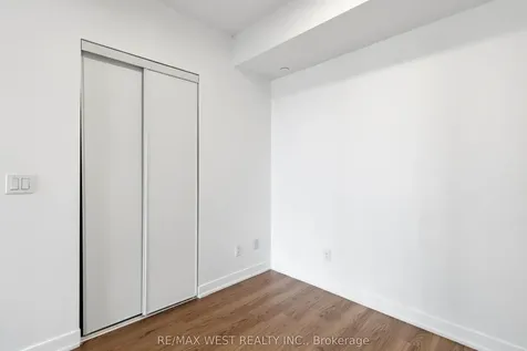 319 Jarvis Street Toronto ON M5B 0C8