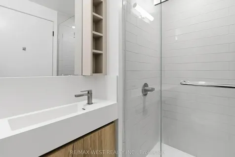 319 Jarvis Street Toronto ON M5B 0C8