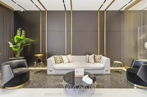 319 Jarvis Street Toronto ON M5B 0C8
