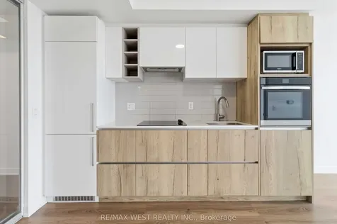 319 Jarvis Street Toronto ON M5B 0C8