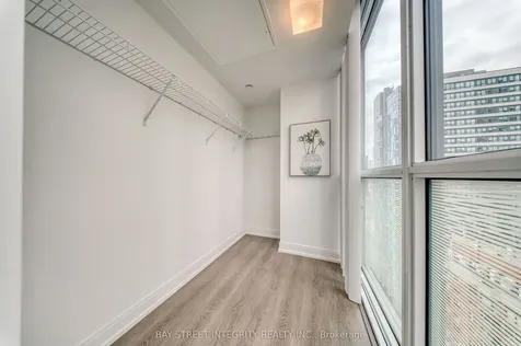 181 Dundas Street E Toronto ON M5A 0N5
