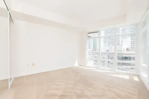 2181 Yonge Street Toronto ON M4S 2B1