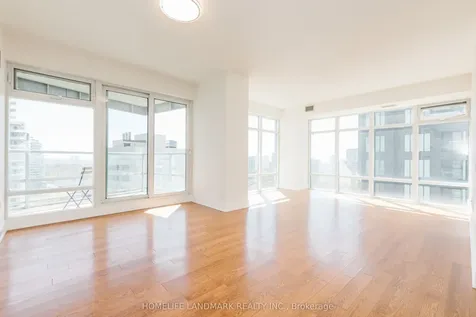 2181 Yonge Street Toronto ON M4S 2B1