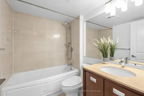 4968 Yonge Street Toronto ON M2N 7G9